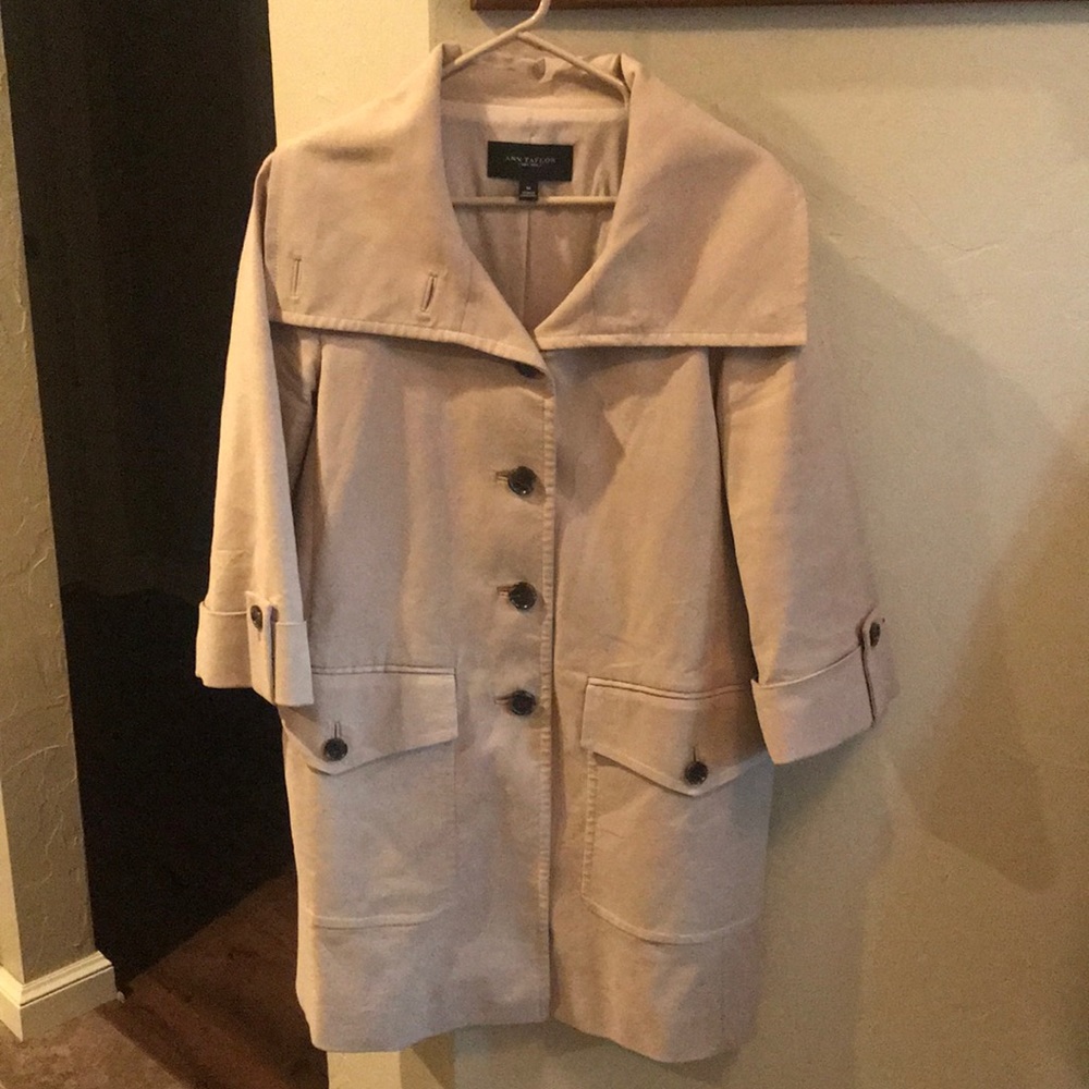 Ann Taylor Tan Jacket...only worn a few times.